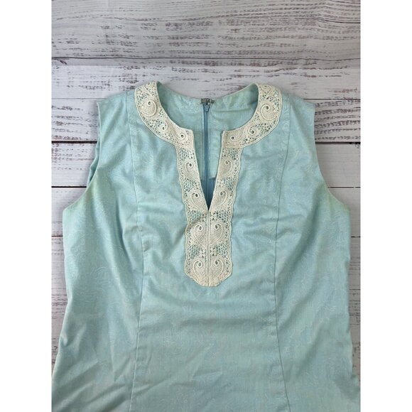 Vintage 1960s Lilly Pulitzer Blue Floral Sleeveless Dress with crochet lace trim - Picture 10 of 11